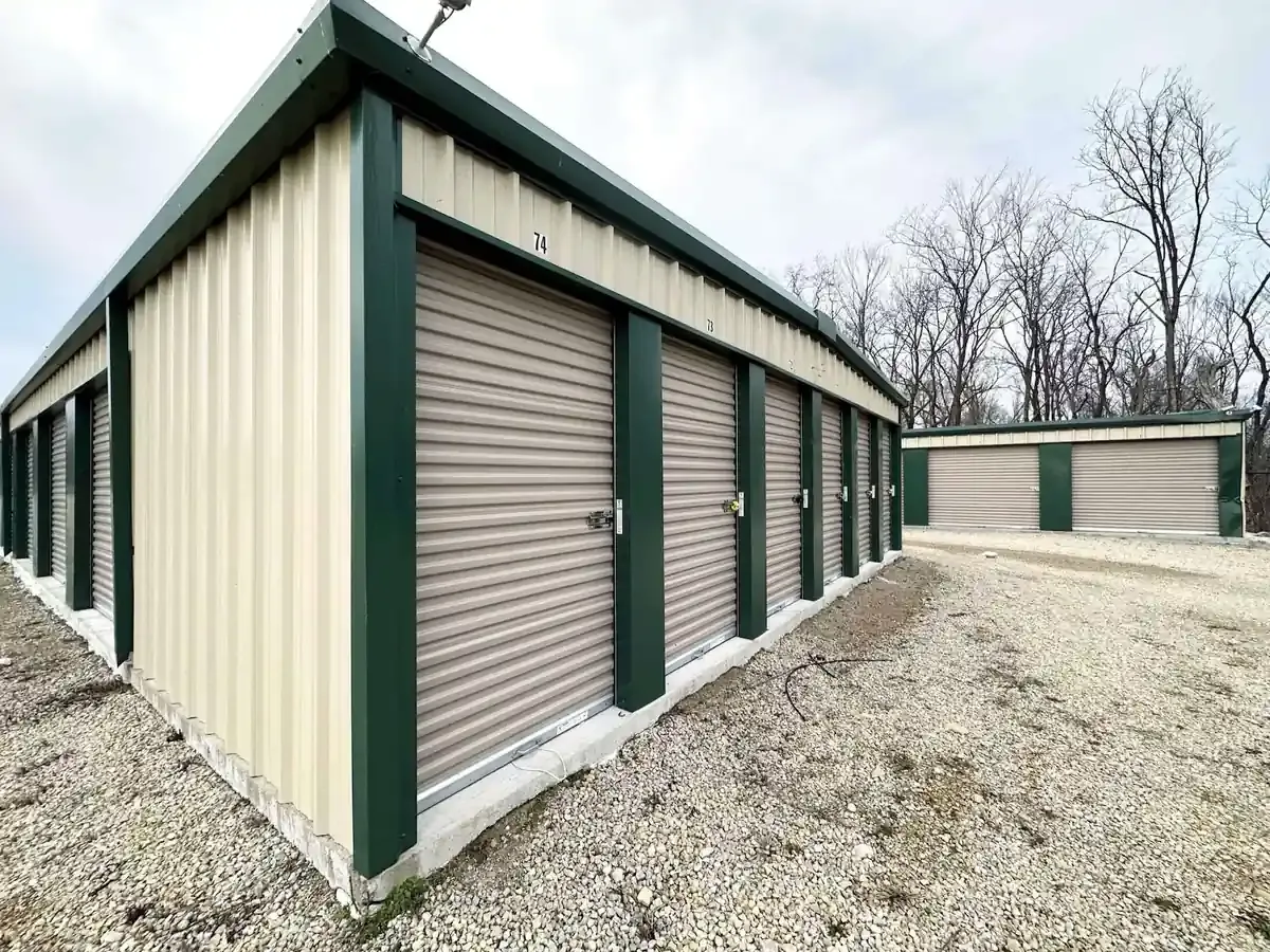Drive up storage KO Storage of Farmington, MO